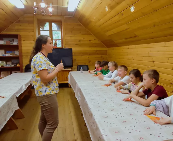 Робинзонада. Музейная анималия – городской лагерь, Москва, музей-заповедник Коломенское. Путевки в детский лагерь на 2026-2027 год, фото программы 4