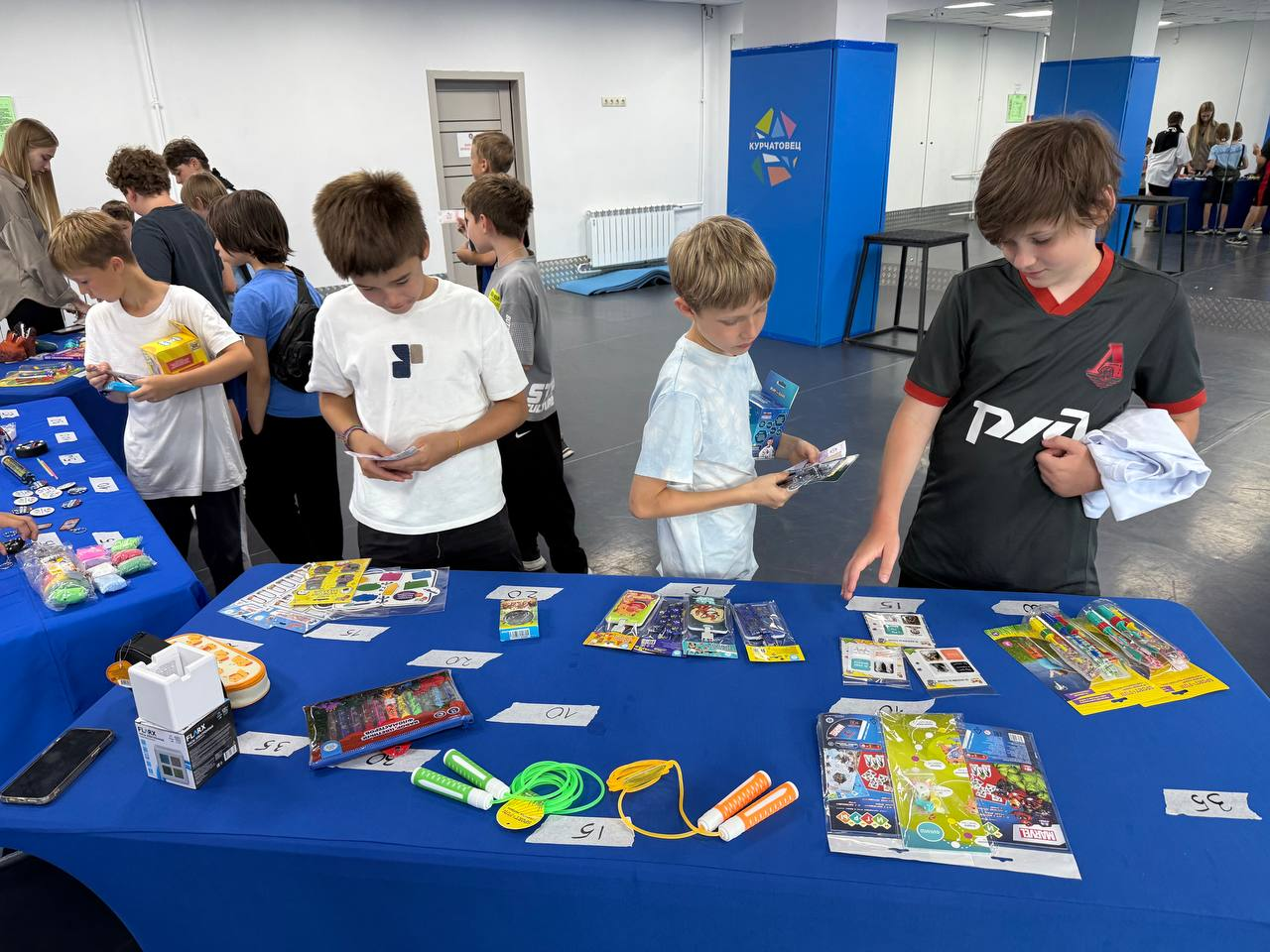 Кэмпы на стадионе Курчатовец – детская программа, Москва, м. Щукинская. Путевки на детские программы на 2026 год, фото 14