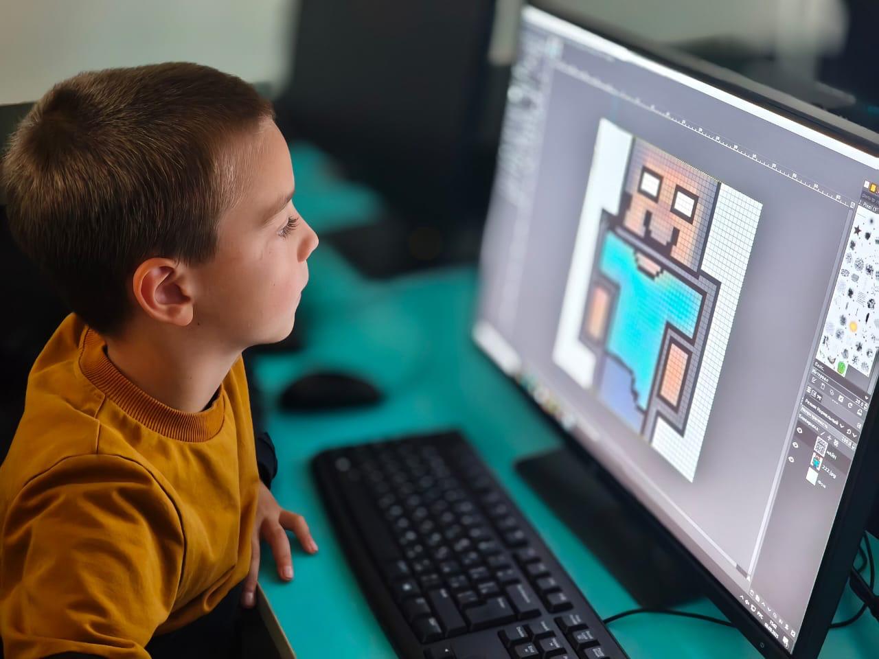 Компьютерная Академия ТОП. Ульяновск – городской лагерь, Ульяновск, 2 филиала. Путевки в детский лагерь на 2026 год, фото 13