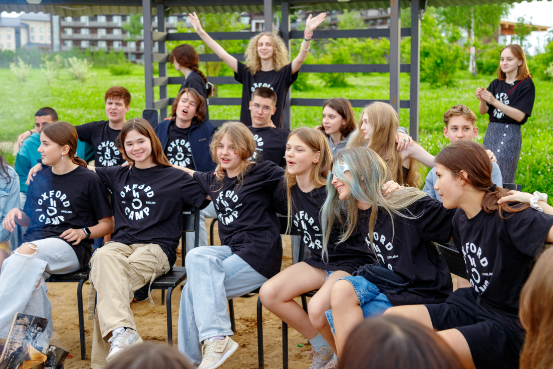 Oxford Camp Азимут 4* English Premium – языковой лагерь, Ярославская обл., Переславский р-н. Путевки в детский лагерь на 2026 год, фото программы 1