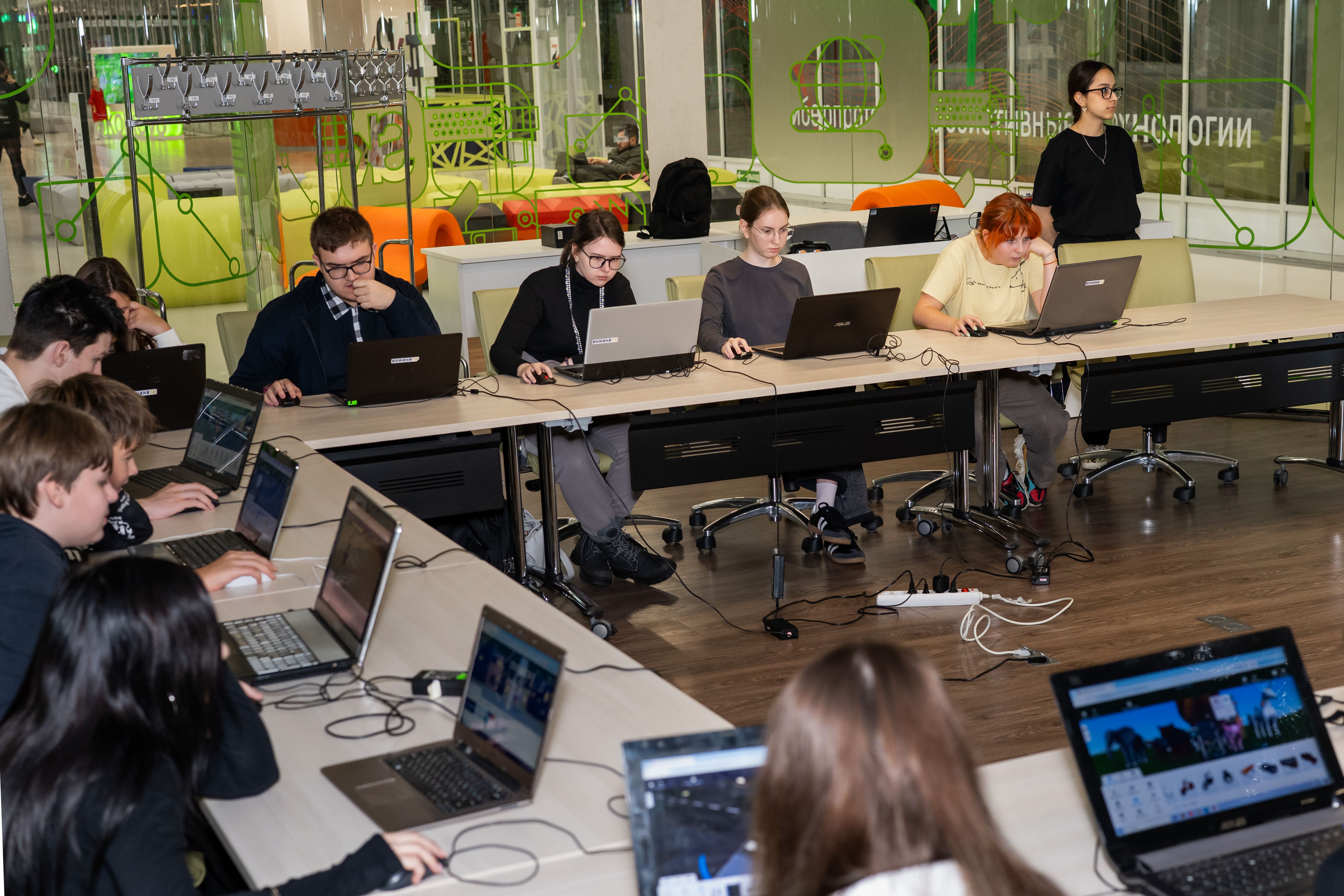 «Инжиниум. IT-каникулы в ИЦ Сколково», Москва, Сколково – 3.