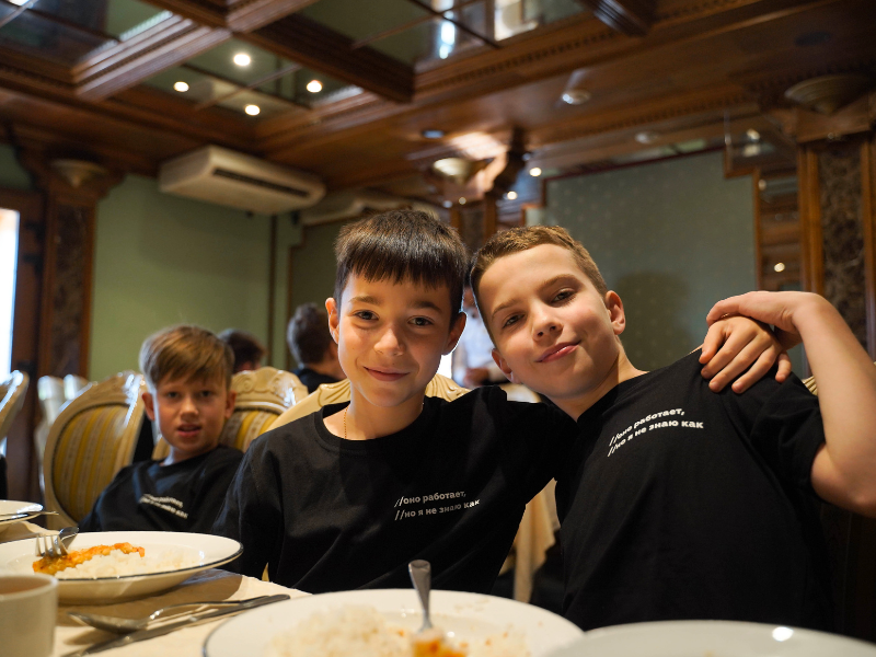 CODDY CAMP - программирование и дизайн – IT и математический лагерь, Калужская обл.. Путевки в детский лагерь на 2026 год, фото питания 4