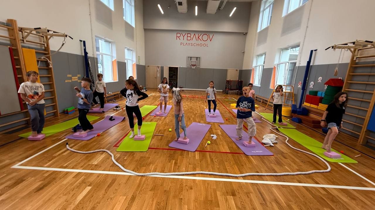 Rybakov Playschool. Ритмы вершин – детская программа, Москва, м. Селигерская. Путевки на детские программы на 2026 год, фото 1