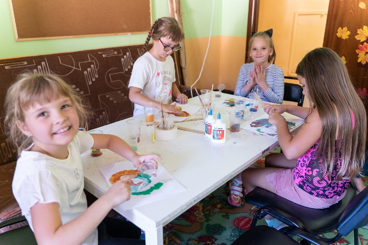 Счастливые лица Kid skillz: мир навыков – профориентационный лагерь, Московская область, Щелковский район. Путевки в детский лагерь на 2026-2027 год, фото программы 5