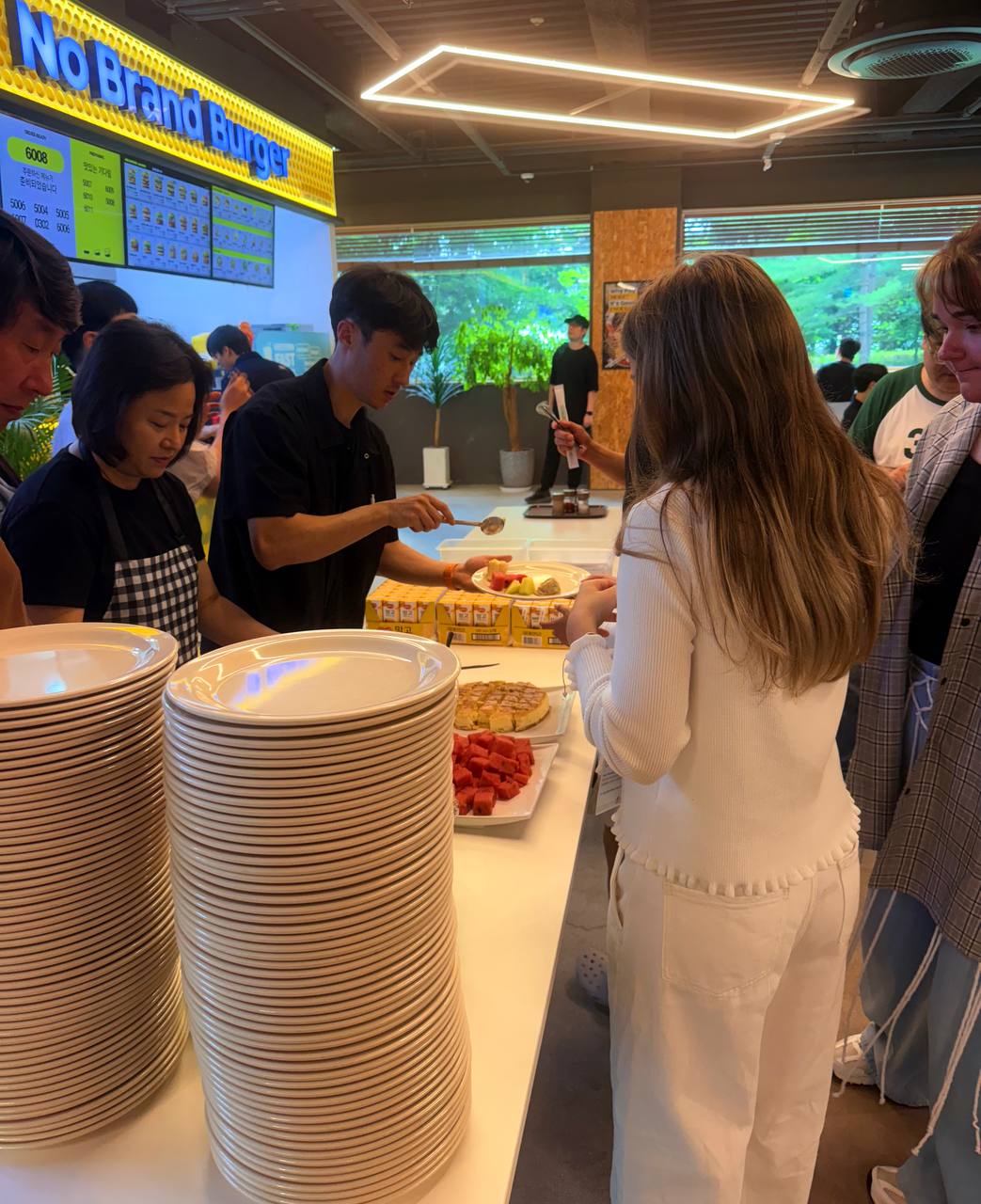 Джон Парсонс в Сеуле – детская программа, Южная Корея, Сеул. Путевки на детские программы на 2026 год, фото питания 3