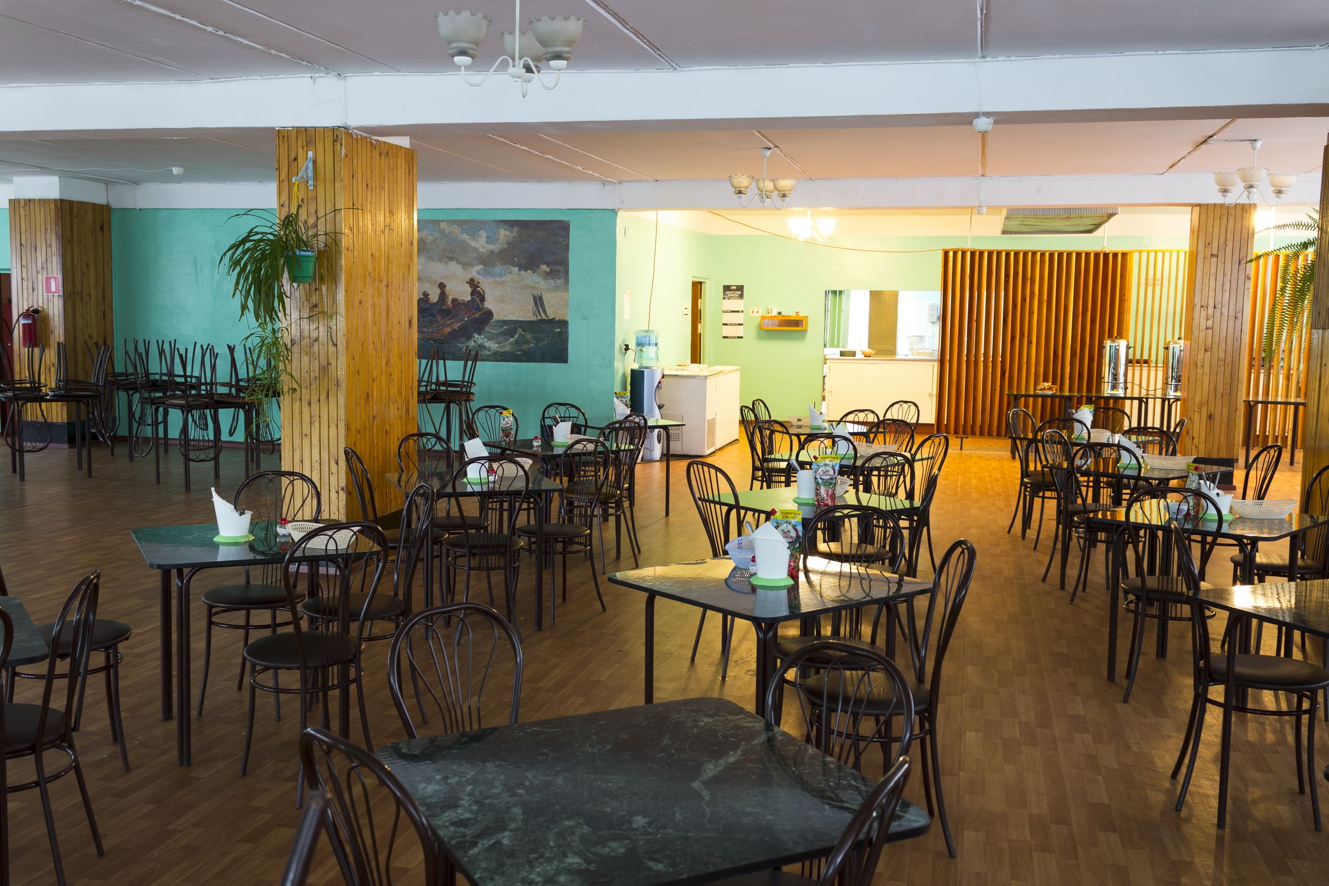 AzimovCamp. ДОЛ Адмиралтеец – IT и математический лагерь, Ленинградская обл., Гатчинский р-н. Путевки в детский лагерь на 2026 год, фото питания 2