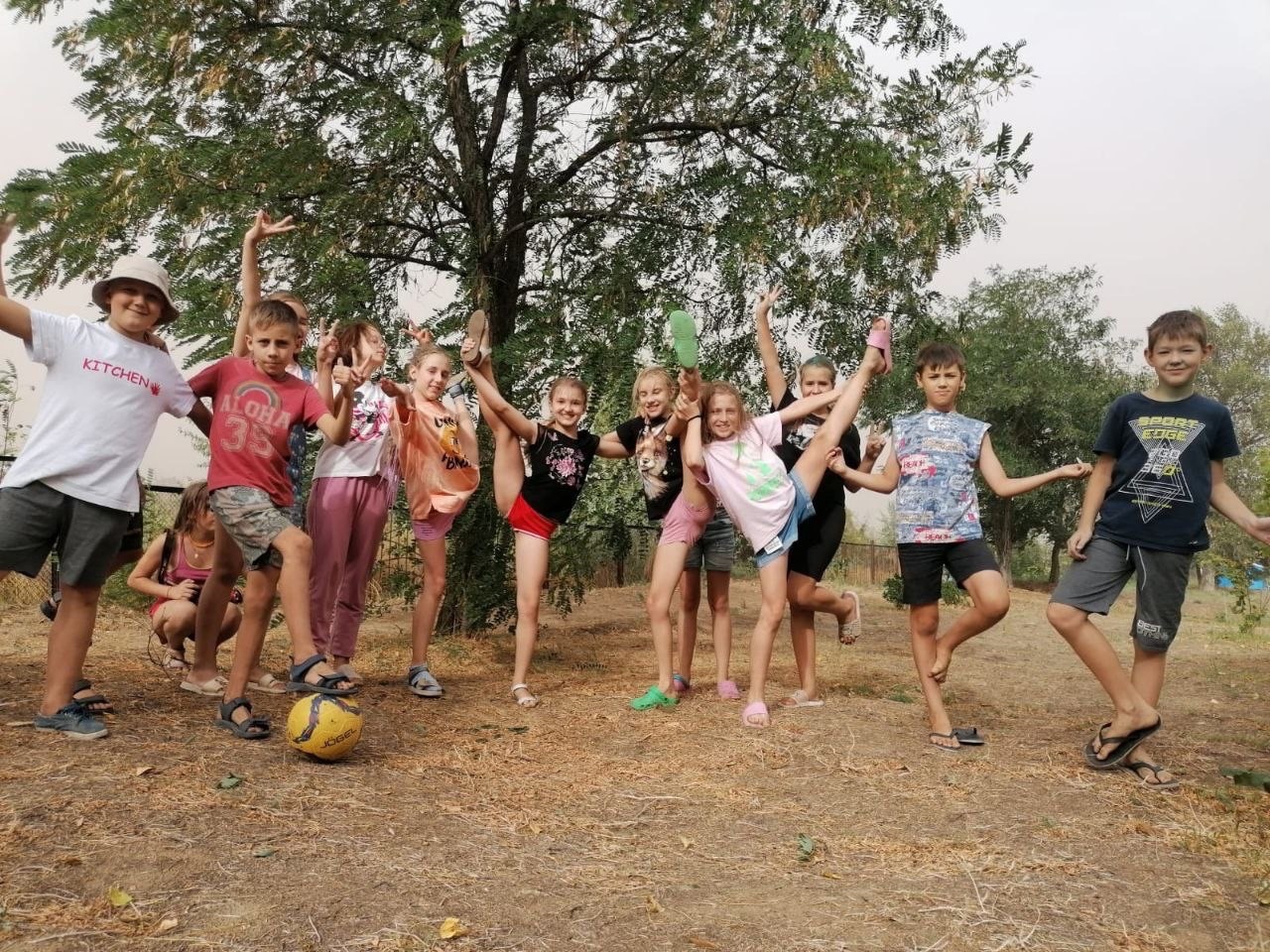 Art Camp – языковой лагерь, Волгоградская область, х.Заяр. Путевки в детский лагерь на 2026-2027 год, фото программы 11