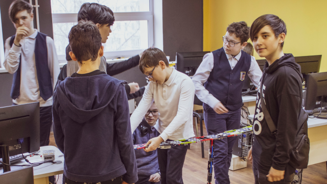 Компьютерная Академия ТОП Красноярск – детская программа, Красноярск. Путевки на детские программы на 2026 год, фото 4