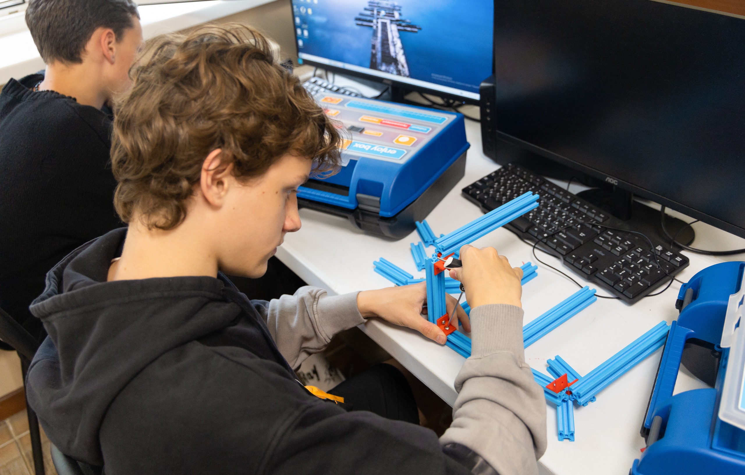 Enjoy Camp. Роботы Изумруд  – IT и математический лагерь, Калужская обл., Жуковский р-н. Путевки в детский лагерь на 2026 год, фото 9