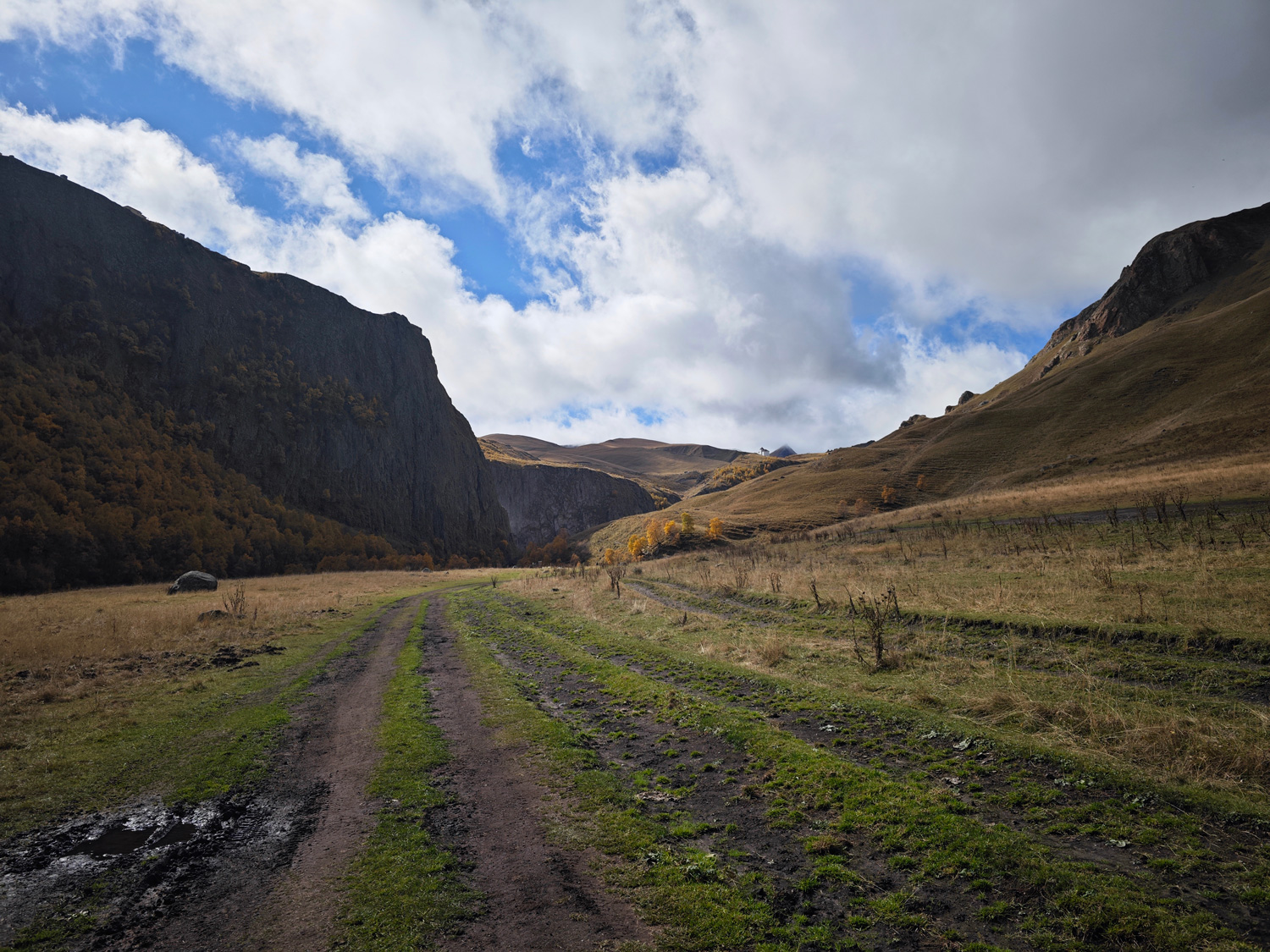 Вершины мира. Коллекция Приключений – туристический лагерь, Кабардино-Балкария, Эльбрус. Путевки в детский лагерь на 2025-2026 год, фото 14