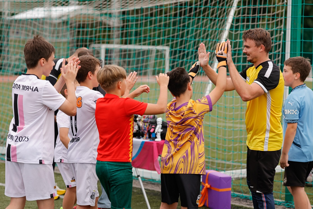 Школа мяча. Футбольный дневной кэмп – детская программа, Москва, м. Киевская, м. Парк Культуры. Путевки на детские программы на 2026 год, фото 13