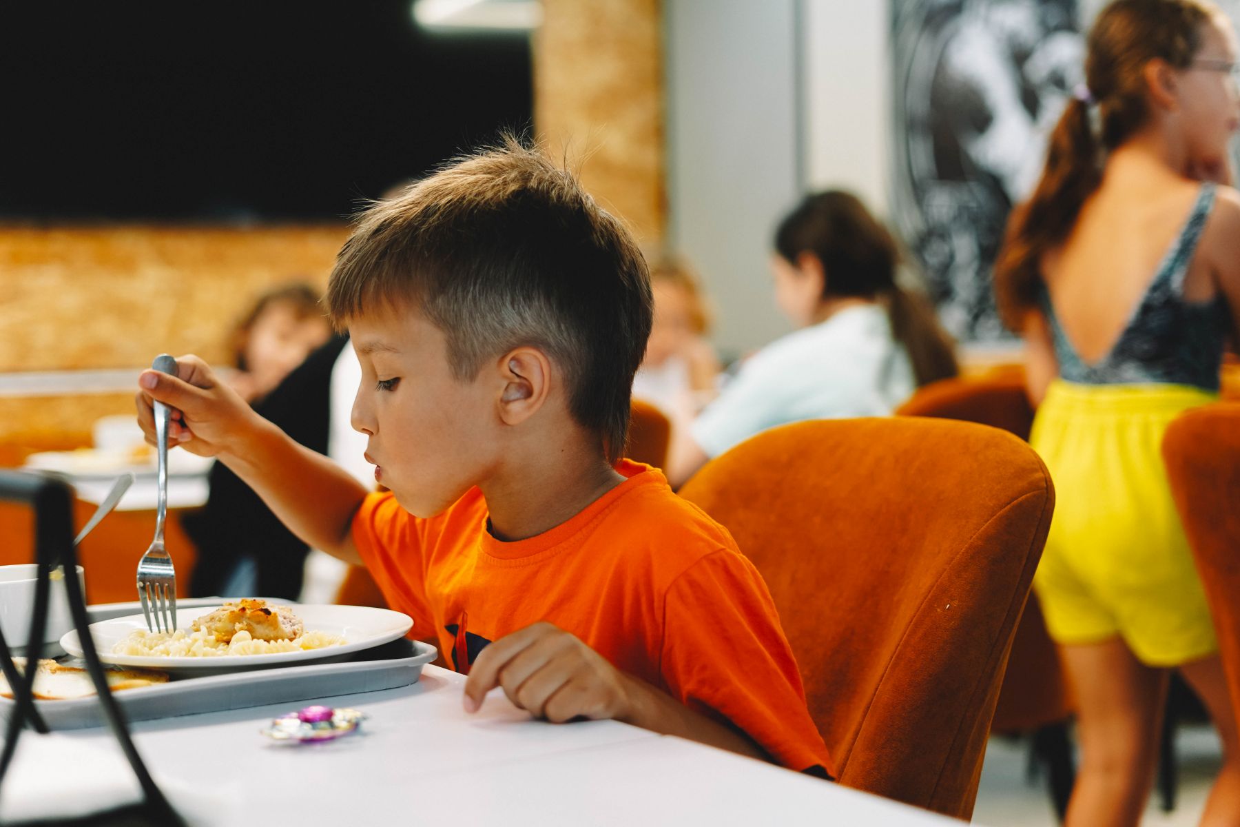 Мультиспортивная программа Звезда – спортивный лагерь, Московская обл., Мытищинский р-н. Путевки в детский лагерь на 2026 год, фото питания 5