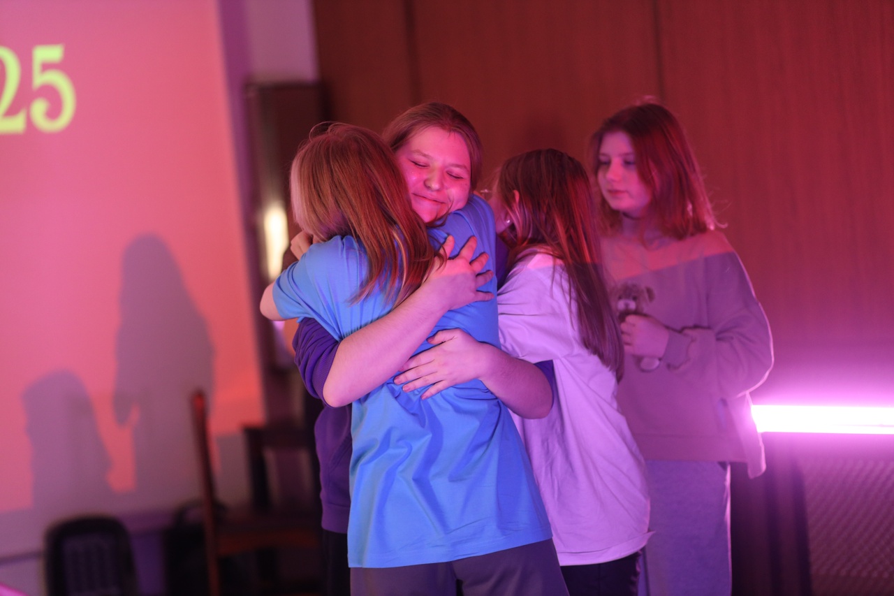 Enjoy Camp. Хештег Ёлочки – творческий лагерь, Московская обл., Домодедово. Путевки в детский лагерь на 2026 год, фото программы 2