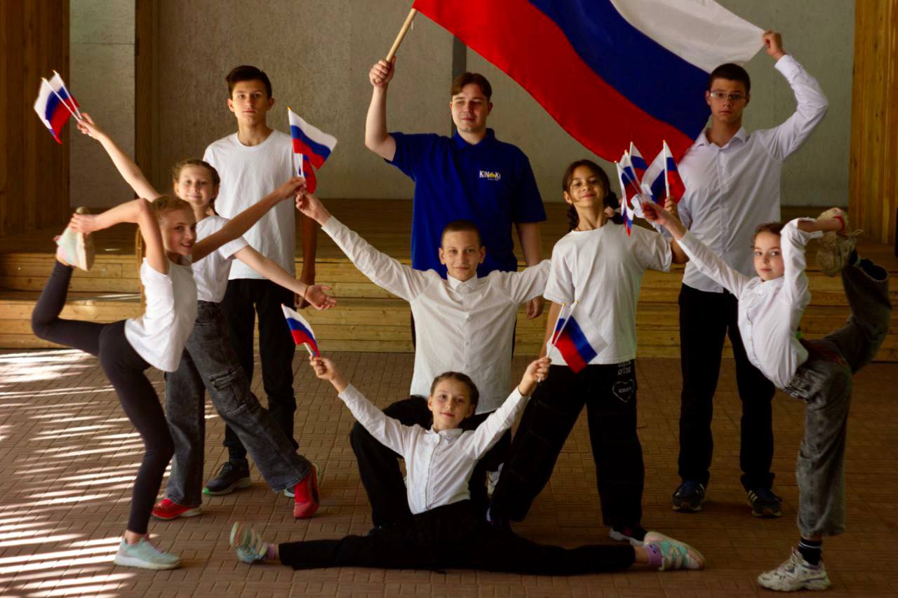 Подростково-детский творческий центр и лагерь Киноки. База Силандэ – творческий лагерь, Ленинградская обл., Всеволожский р-н. Путевки в детский лагерь на 2026 год, фото программы 3