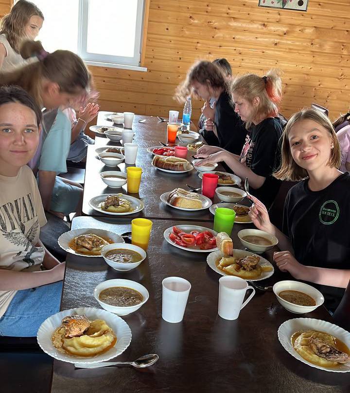 АРТик – творческий лагерь, Республика Татарстан, 2 локации. Путевки в детский лагерь на 2023-2024 год, фото питания 1