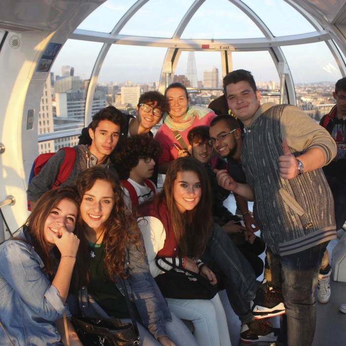 «Kings College», Лондон.