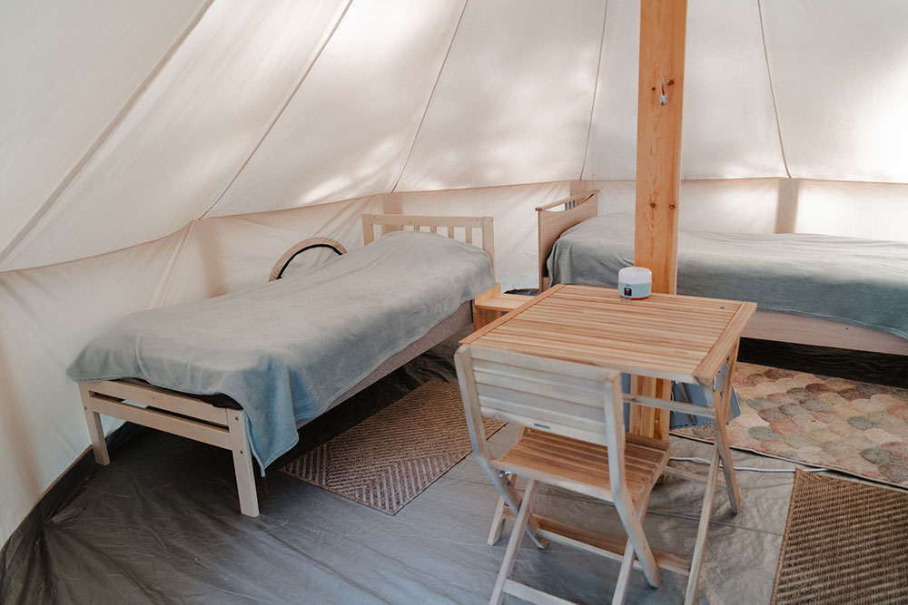 MULTIRIDERS Глэмпинг-лагерь у озера в Пскове – детская программа, Санкт-Петербург - Псков. Путевки на детские программы на 2026 год, фото размещения 3