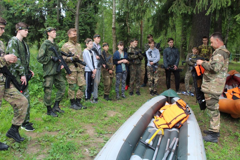 «Форпост» – Военно-спортивный лагерь в Подмосковье, фото обучения 1