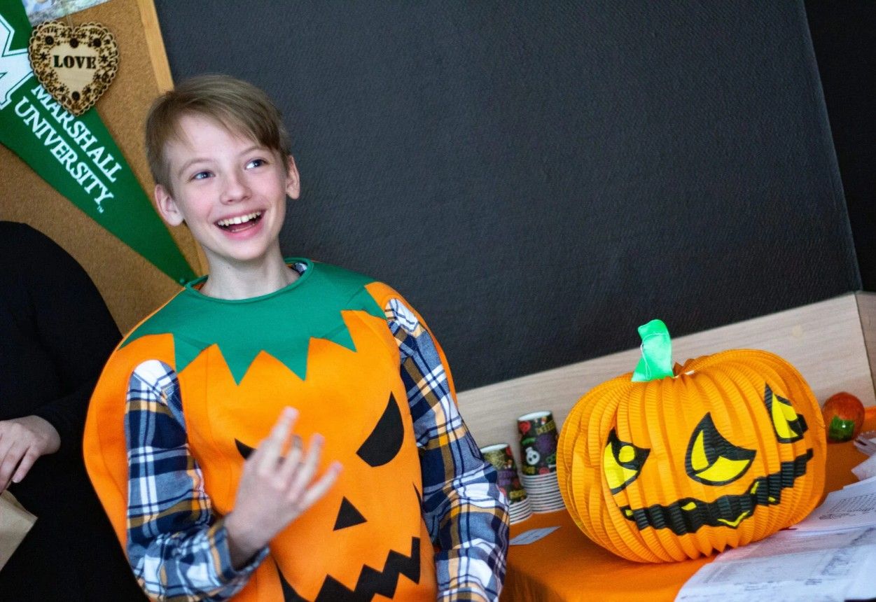«Английский городской лагерь Ай Класс - IClass English Language Camp», Санкт-Петербург, м. Петроградская – 5.