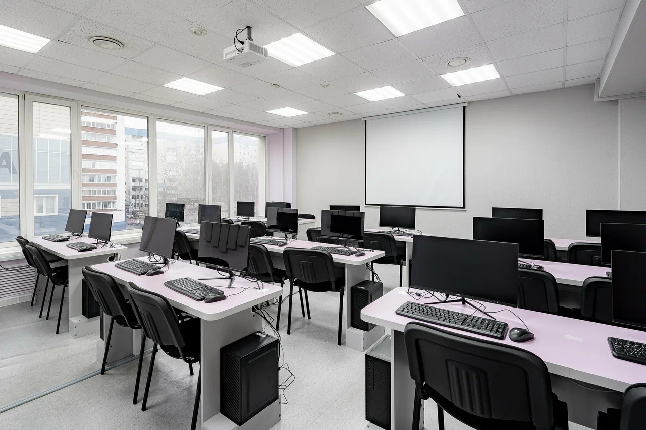 «Академия ТОП Сургут», г. Сургут – 4.