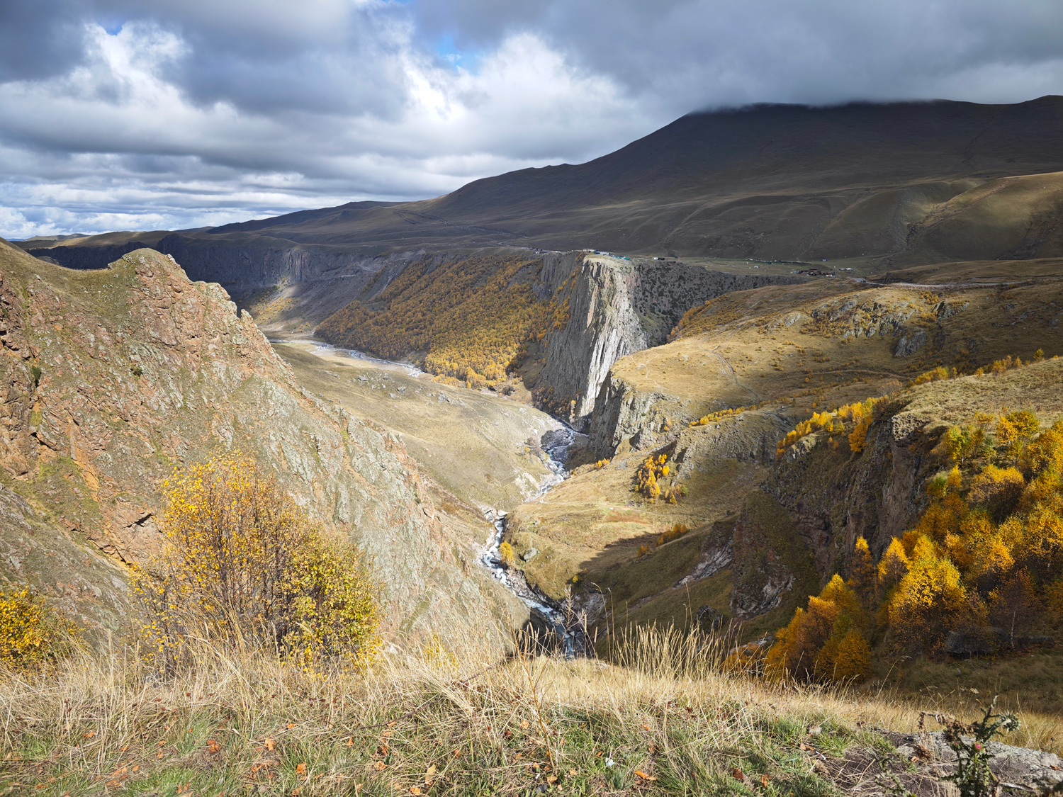 Вершины мира. Коллекция Приключений – туристический лагерь, Кабардино-Балкария, Эльбрус. Путевки в детский лагерь на 2025-2026 год, фото 12