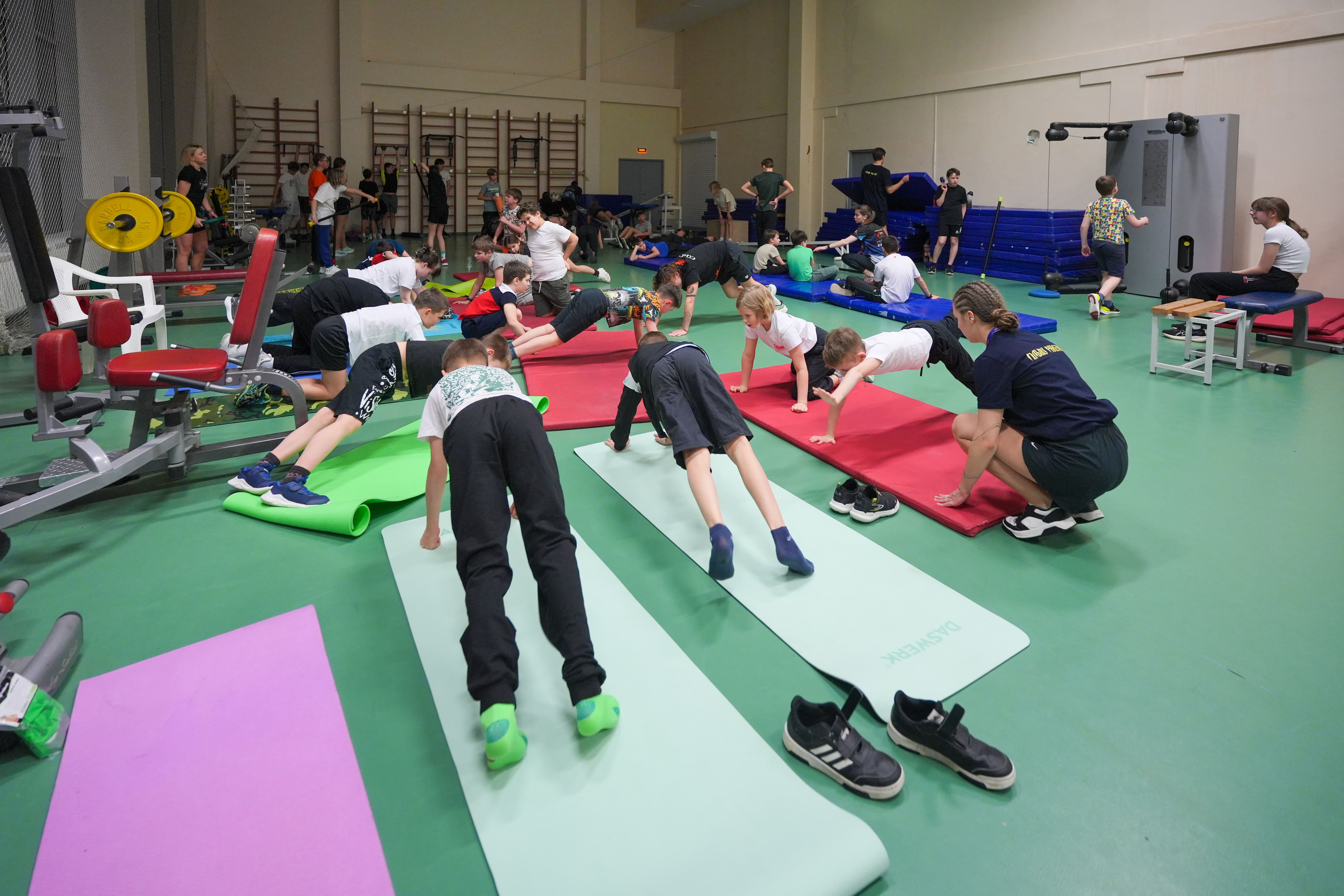 Сборы по плаванию SwimRocket в Волгограде – детская программа, Москва - Волгоград. Путевки на детские программы на 2026 год, фото программы 4