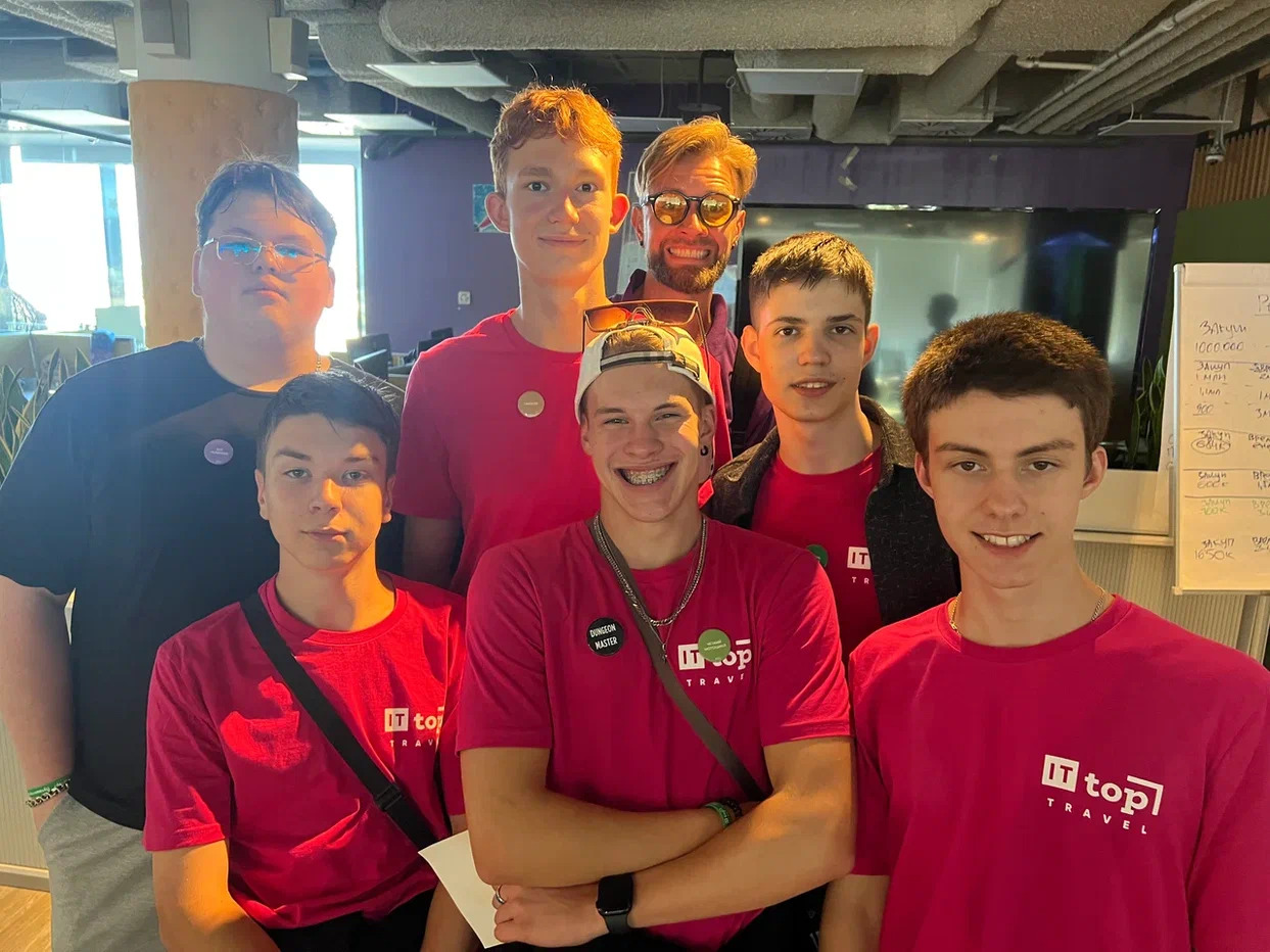 Каникулы в Санкт-Петербурге с Компьютерной Академией ТОП – образовательный лагерь, Москва - Санкт-Петербург. Путевки в детский лагерь на 2026 год, фото 13