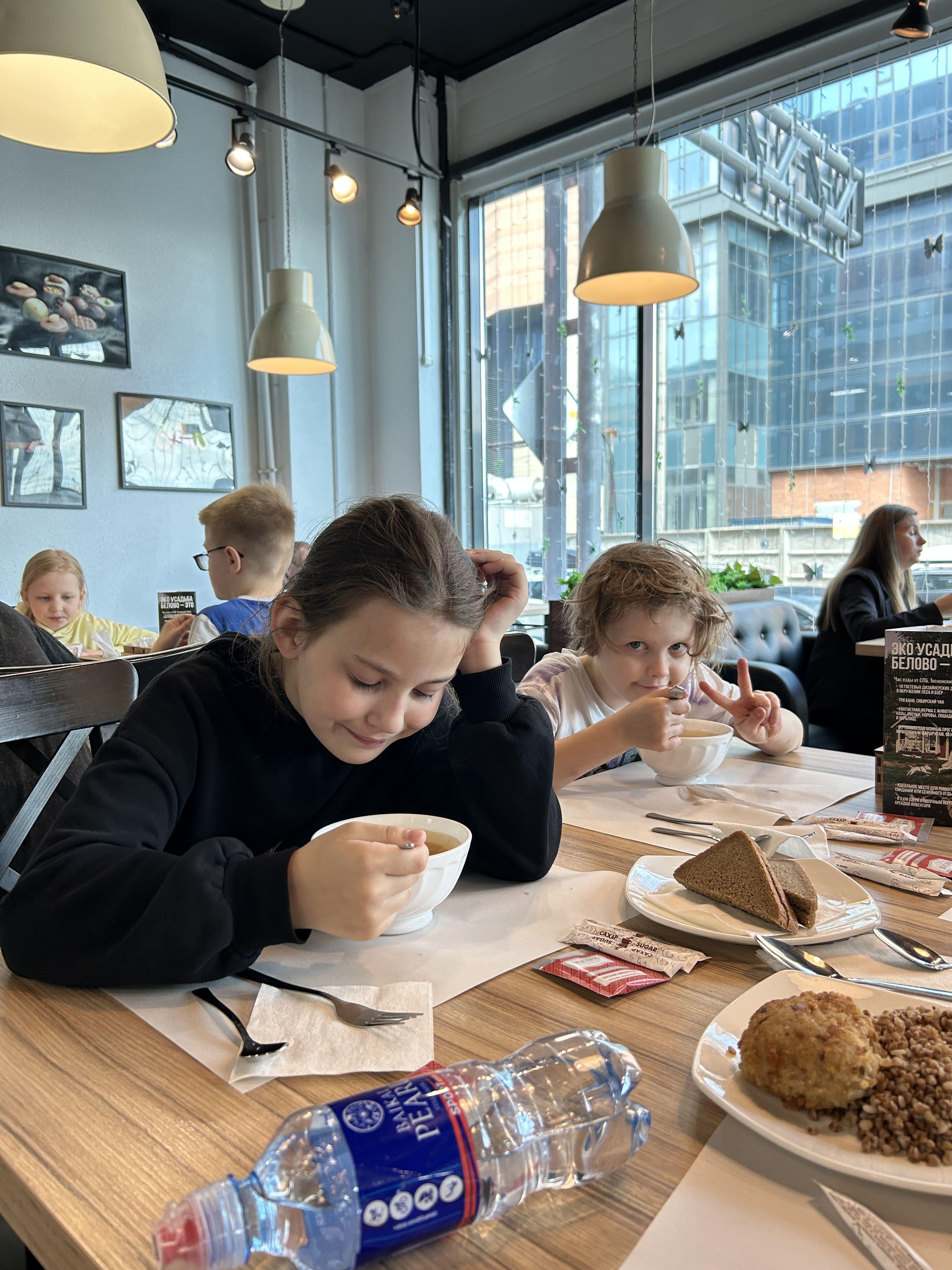 Городской лагерь Эндорфин Gym – городской лагерь, Санкт-Петербург, м. Ладожская. Путевки в детский лагерь на 2026 год, фото питания 3