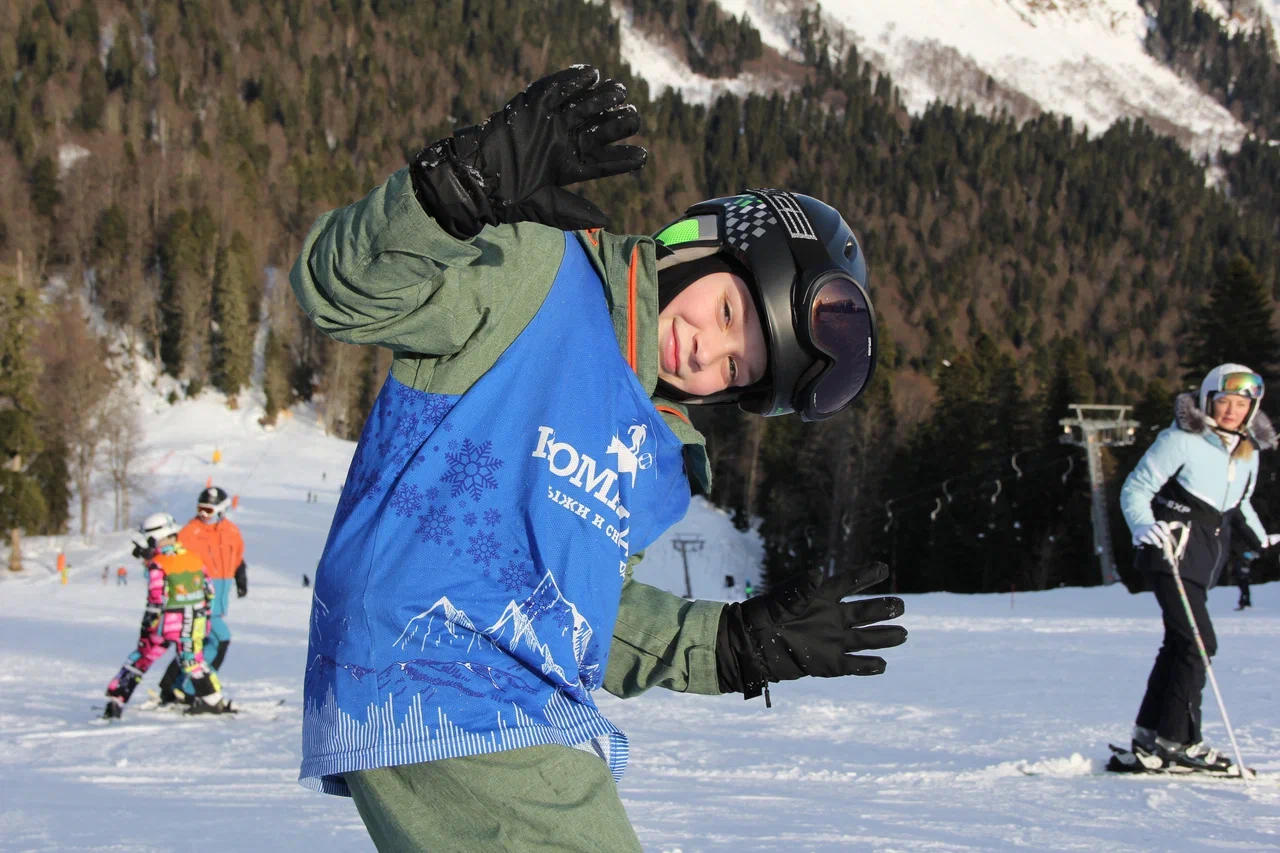 Komandor Camp. Горные лыжи и сноуборд – спортивный лагерь, Сочи. Путевки в детский лагерь на 2026 год, фото 9