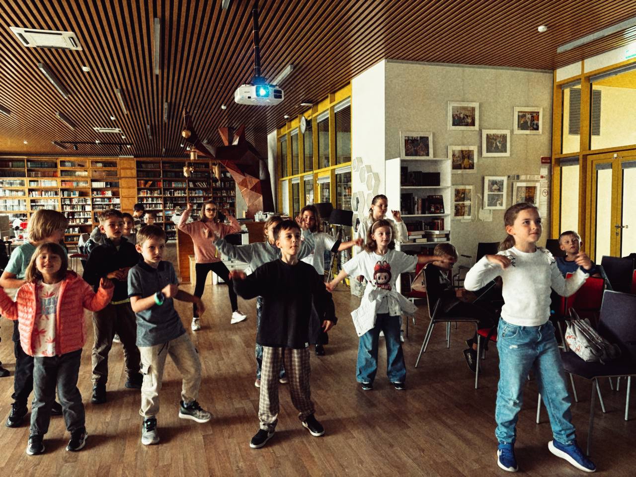 Sciencely. Летние городские лаборатории. Челябинск – детская программа, Челябинск. Путевки на детские программы на 2026 год, фото 9