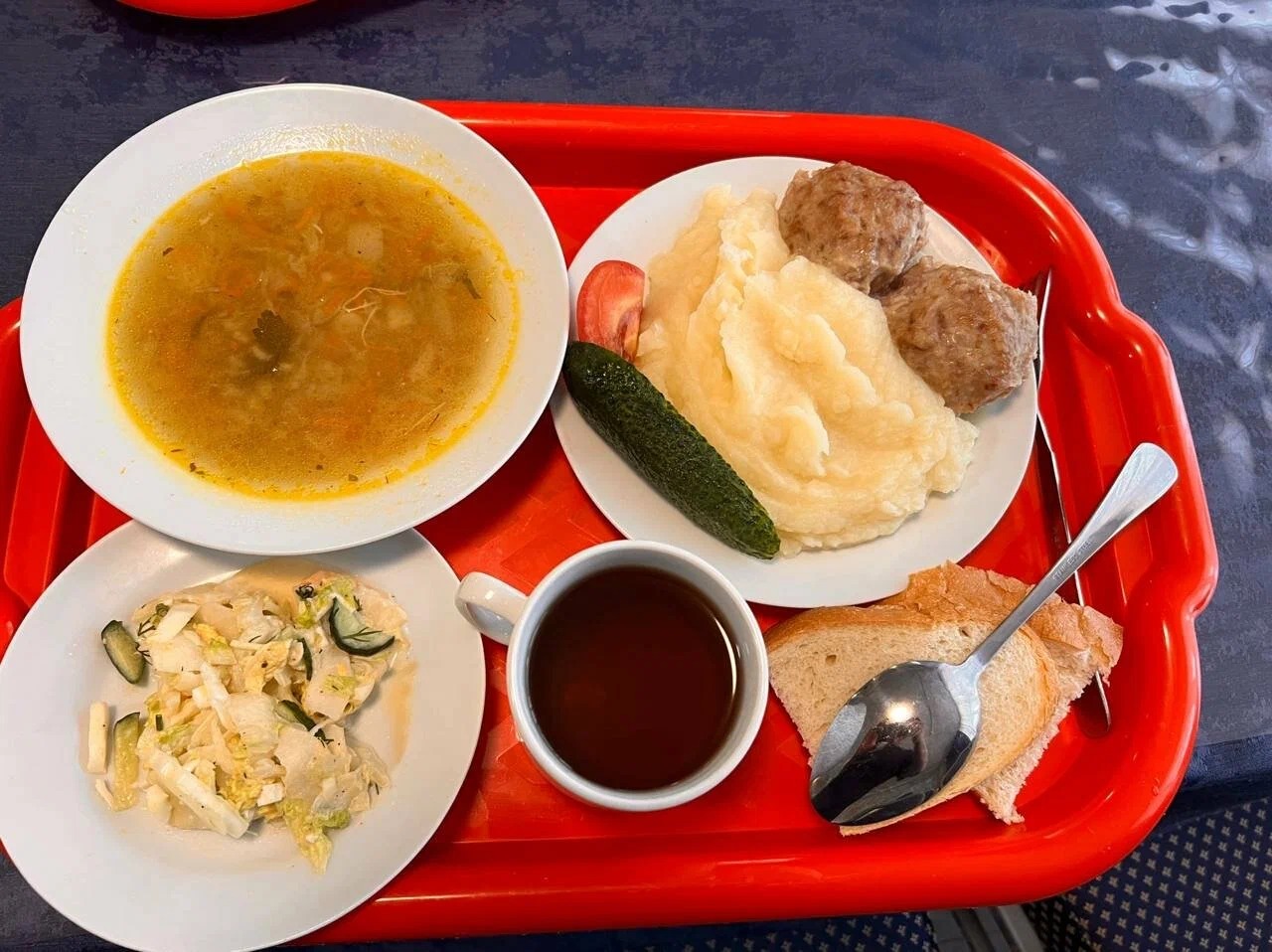 Баскетбольные сборы Stremlenie Camp Пушкино – спортивный лагерь, ​Московская обл., Пушкинский р-н. Путевки в детский лагерь на 2026 год, фото питания 6