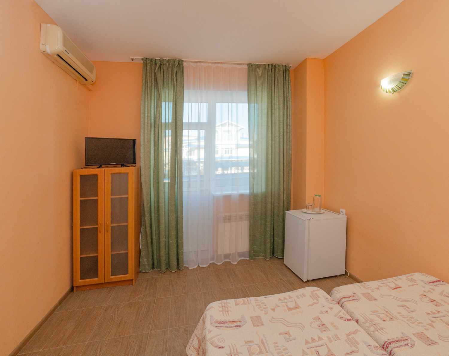 Морские каникулы. Лагерь Зеленые каникулы – творческий лагерь, Анапа, Витязево. Путевки в детский лагерь на 2026 год, фото размещения 2