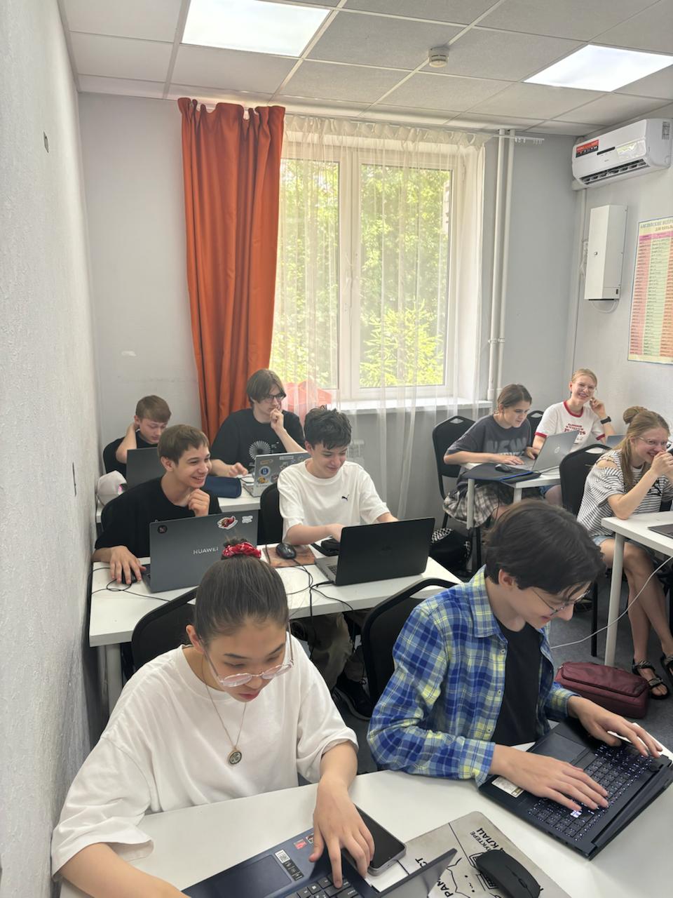 Лагерь Юайти. Трансформер – городской лагерь, Москва, м. Юго-Западная. Путевки в детский лагерь на 2026 год, фото 4