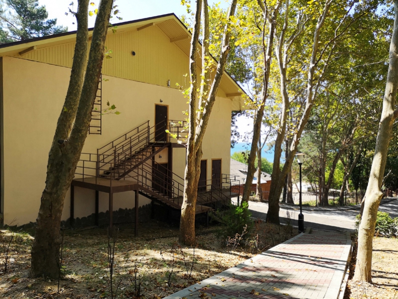 Робинзонада. Эволюция. Назад в будущее – тематический лагерь, Краснодарский край, с. Лермонтово. Путевки в детский лагерь на 2026 год, фото размещения 6