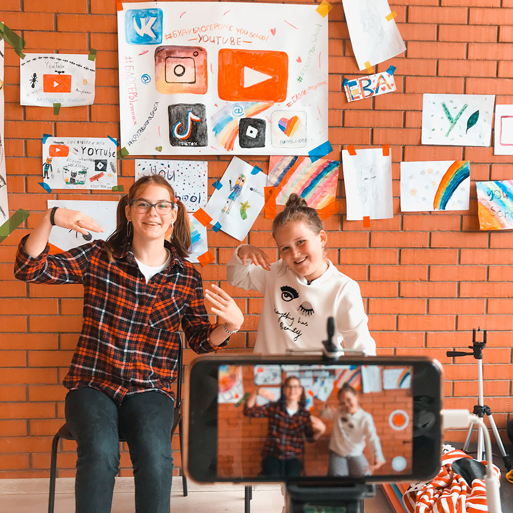 Творческая лаборатория: Кино. Театр. Блогинг в Rybakov Playschool – детская программа, Москва, 3 филиала. Путевки на детские программы на 2026 год, фото 2