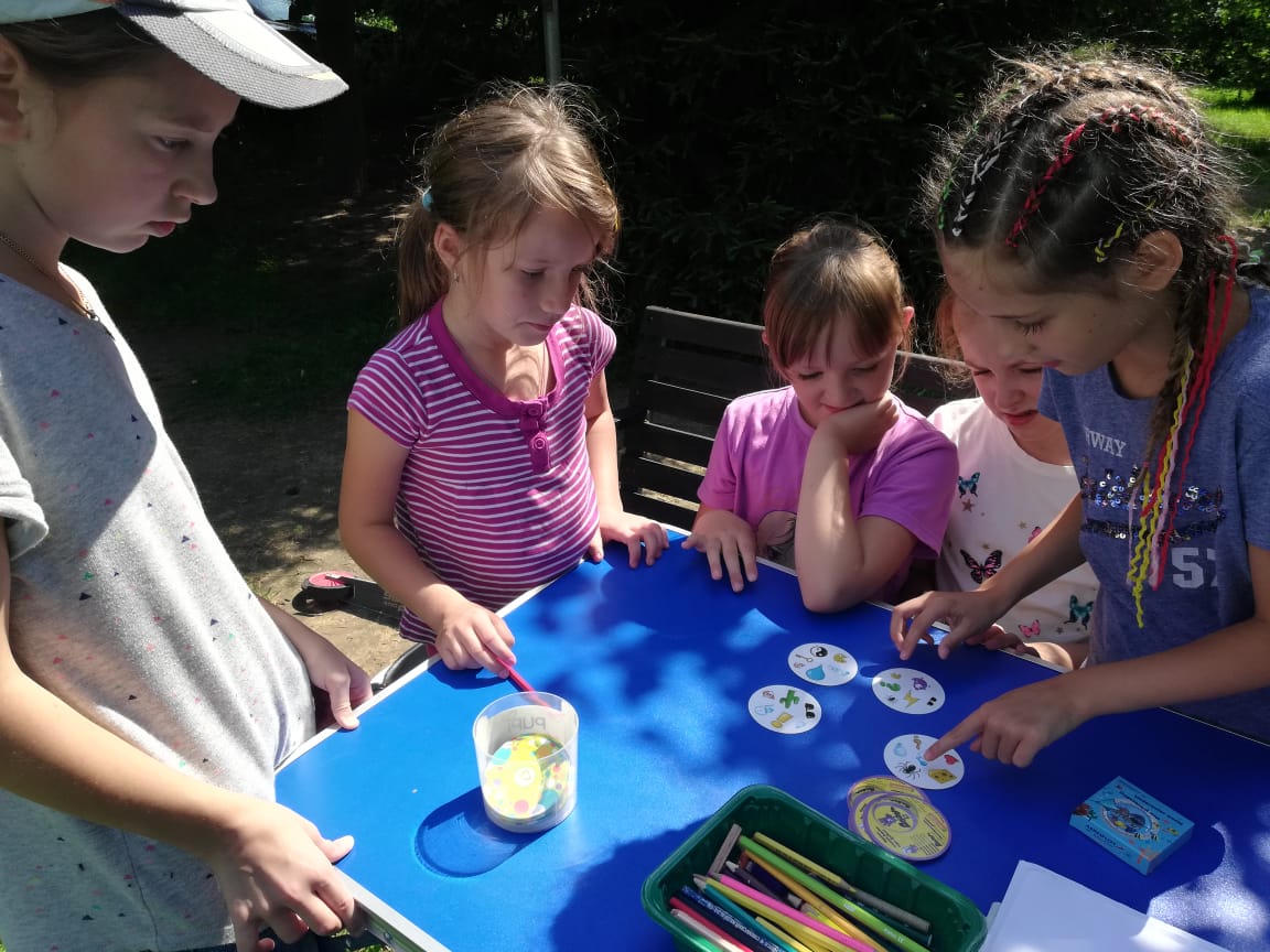 Английский клуб Зеленый берег – языковой лагерь, Московская область, Мытищи. Путевки в детский лагерь на 2026 год, фото программы 1