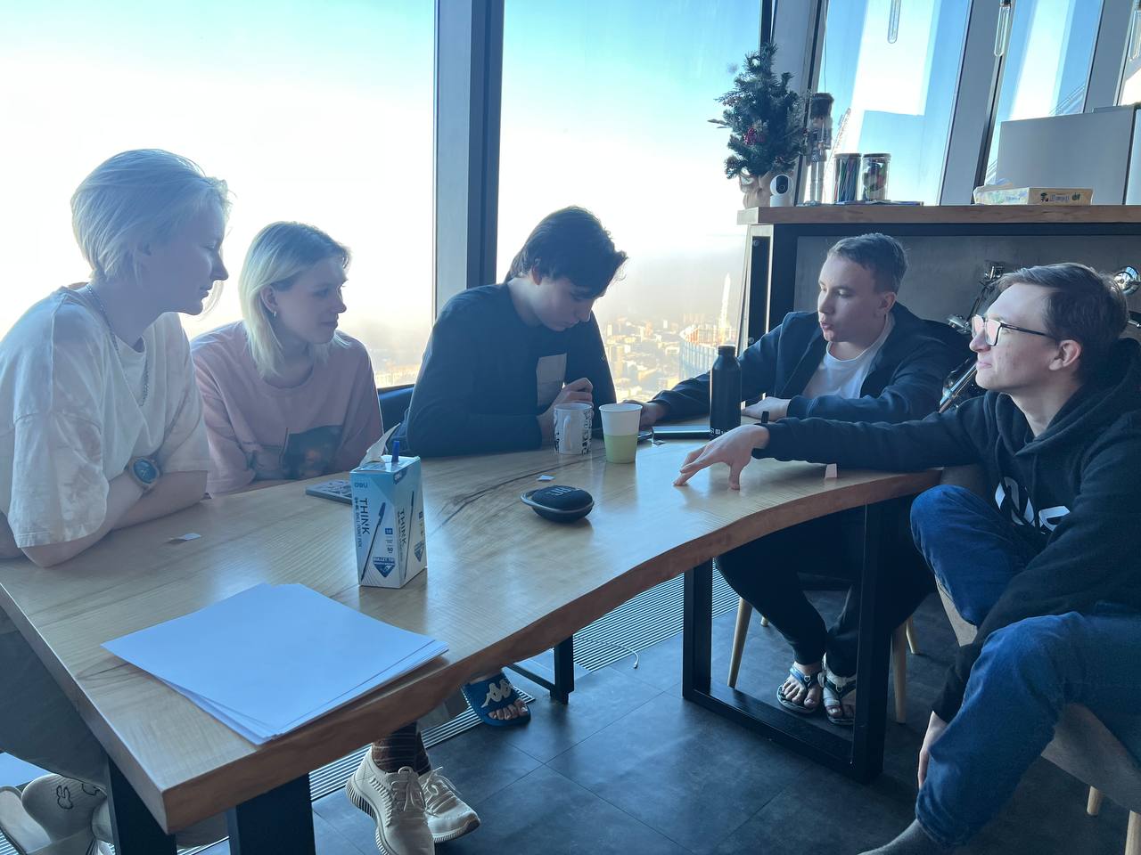 Middle Winter Camp in Moscow-City с Компьютерной Академией ТОП – городской лагерь, Москва, м. Деловой центр, Международная. Путевки в детский лагерь на 2026-2027 год, фото обучения 5