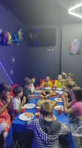 Нереальные каникулы в Парке виртуальной реальности в г. Мытищи – городской лагерь, Московская обл., Мытищи. Путевки в детский лагерь на 2026 год, фото программы 7