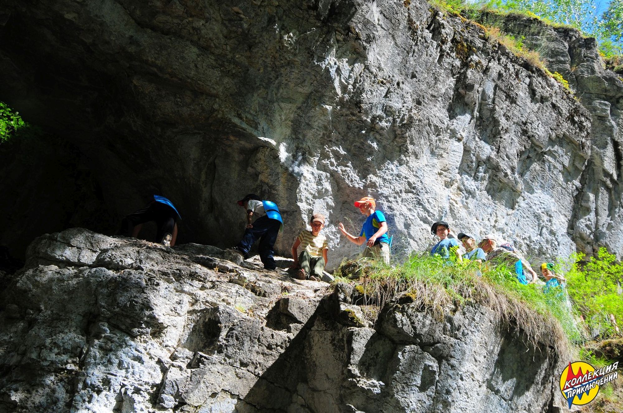 Крутые берега. Река Юрюзань. Коллекция Приключений – туристический лагерь, граница Челябинской области и Республики Башкортостан. Путевки в детский лагерь на 2025-2026 год, фото 10