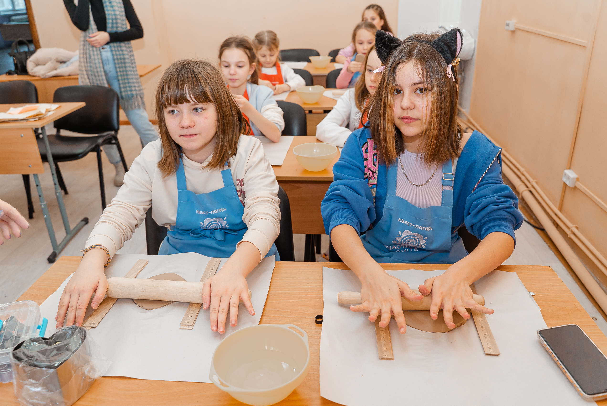 Счастливые лица Kid skillz: мир навыков – профориентационный лагерь, Московская область, Щелковский район. Путевки в детский лагерь на 2026-2027 год, фото программы 1