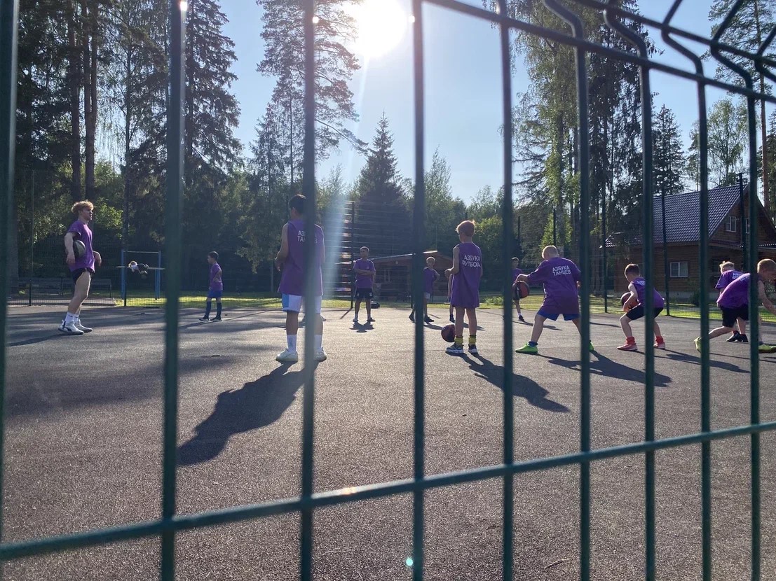 Азбука Баскетбола  – спортивный лагерь, Московская область, 3 локации. Путевки в детский лагерь на 2023-2024 год, фото программы 9