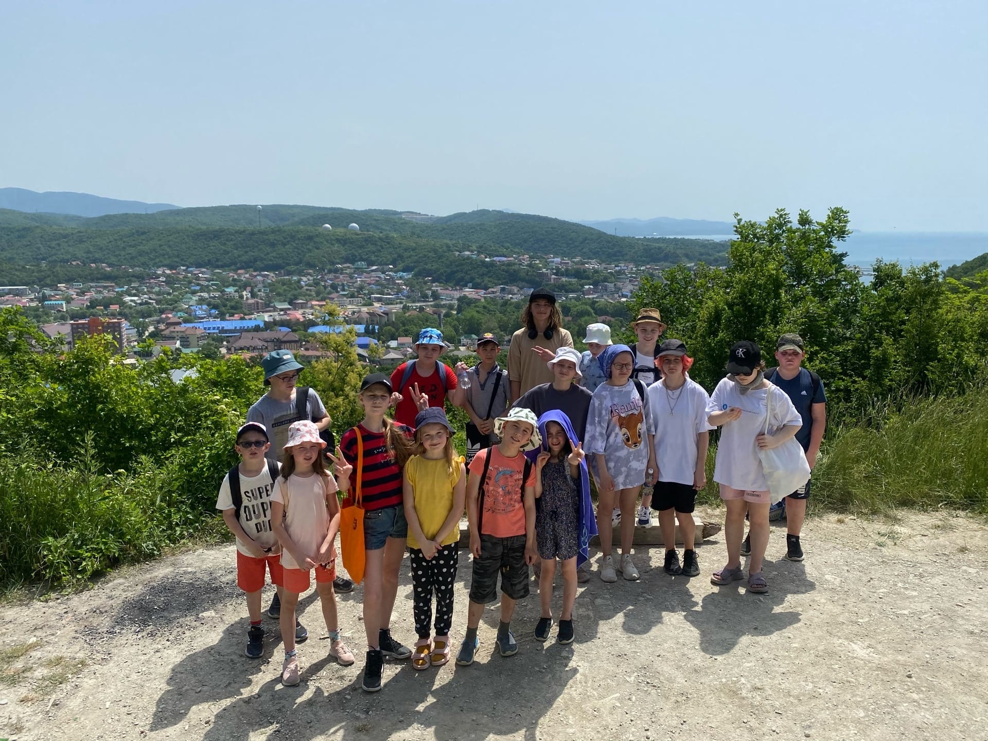 ArtCamp – творческий лагерь, Ленинградская обл., Лужский р-н. Путевки в детский лагерь на 2026 год, фото программы 6