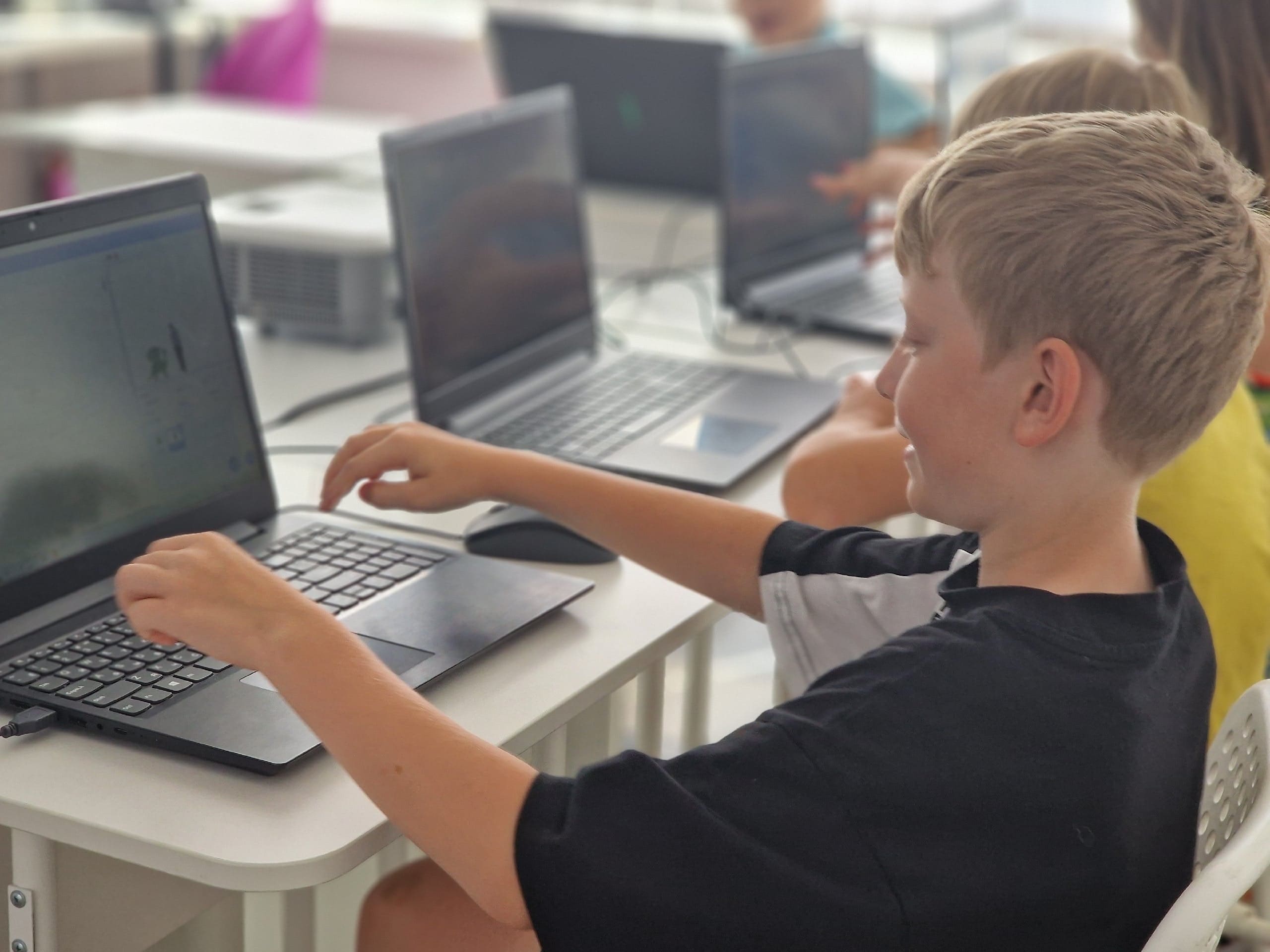 «Летняя школа Пиксель Видное», Московская обл., Видное  – 7.