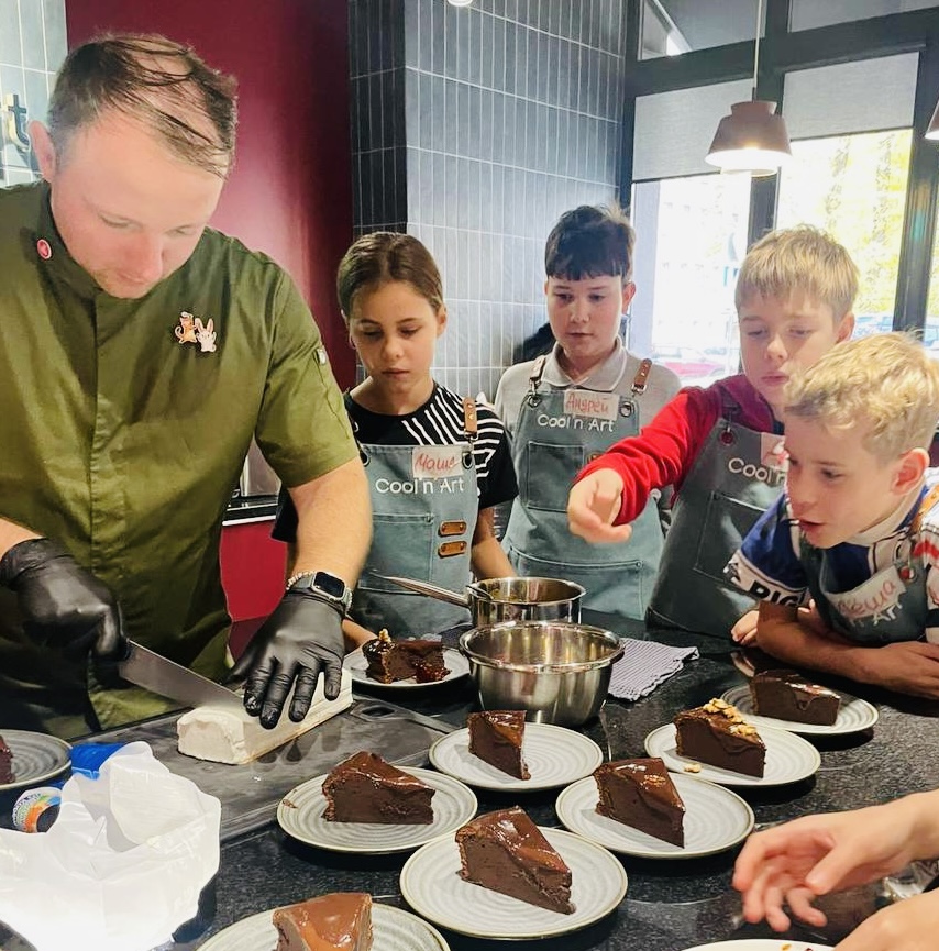 Городской кулинарный лагерь для детей – детская программа, Санкт-Петербург, м. Чкаловская. Путевки на детские программы на 2026 год, фото программы 6