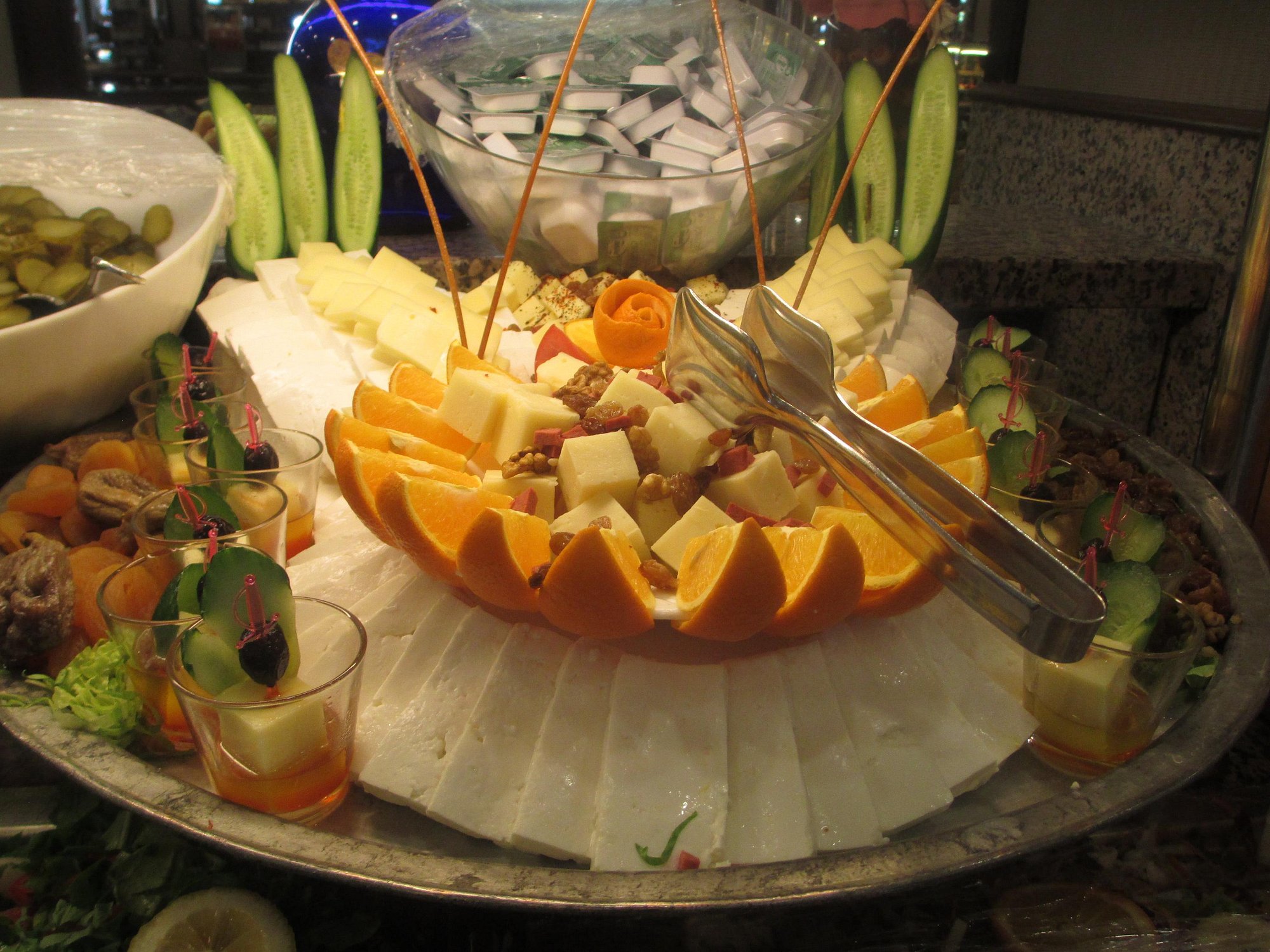 Enjoy Camp English. Cactus Izmir – языковой лагерь, Турция, Измир. Путевки в детский лагерь на 2026 год, фото питания 2