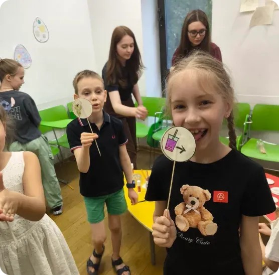 Клуб английского языка UFirst – детская программа, Москва, 10 локаций. Путевки на детские программы на 2026 год, фото 4