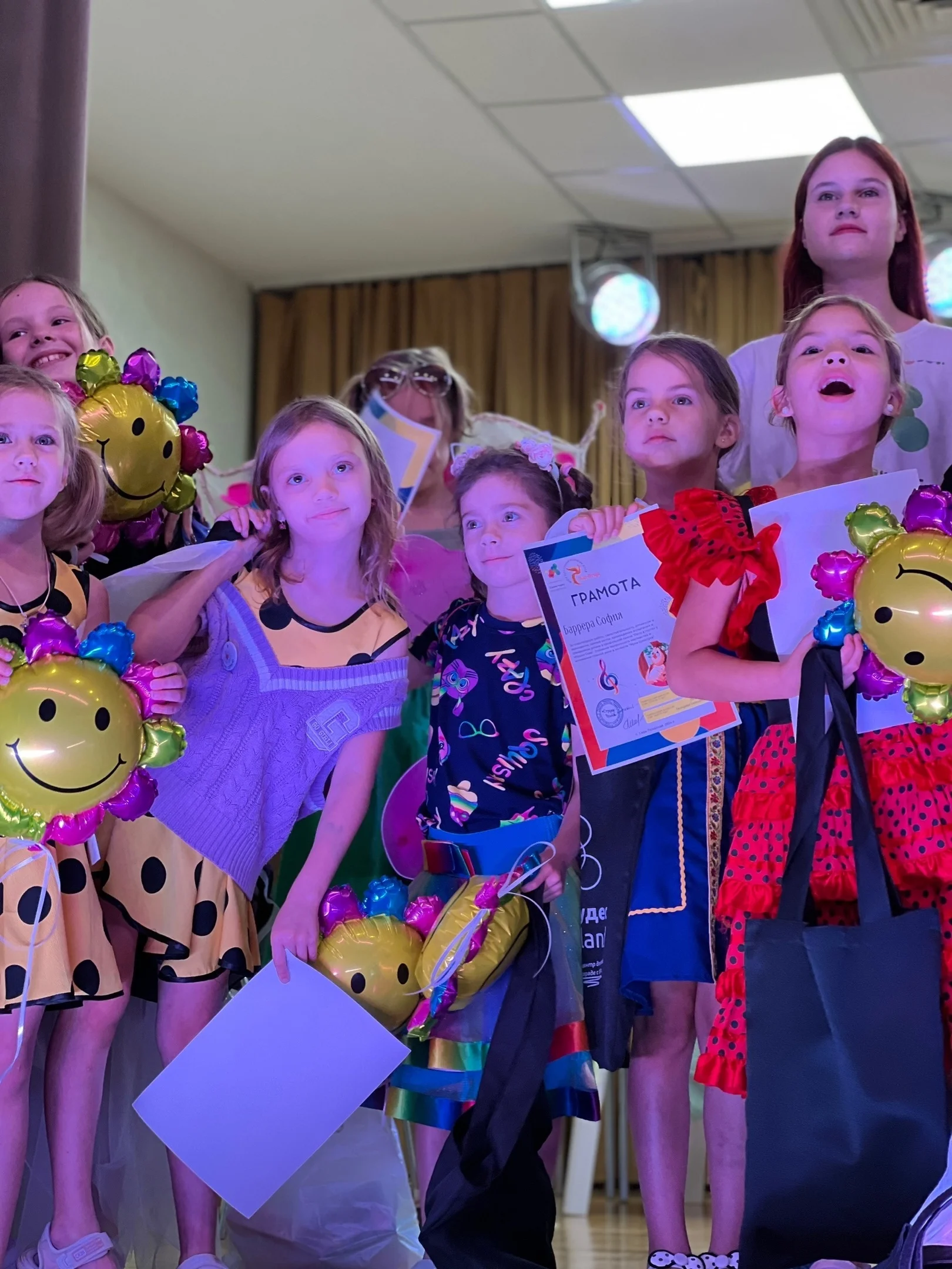 Страна Чудес в ДОЛ Жар-птица – языковой лагерь, Волгоградская обл., Городищенский р-н. Путевки в детский лагерь на 2026 год, фото программы 6