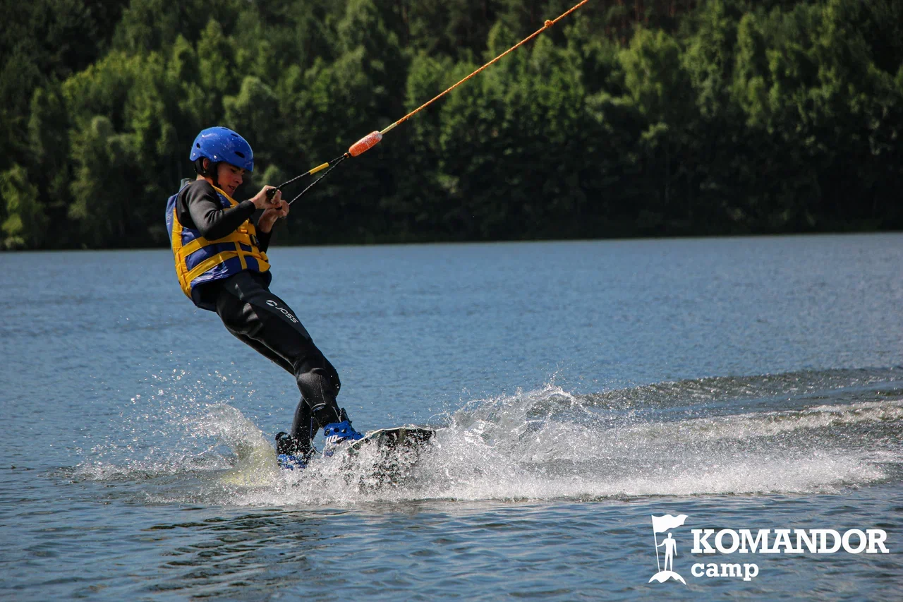 «Komandor Camp. Вейкборд лагерь», Калужская обл., Таруса  – 4.