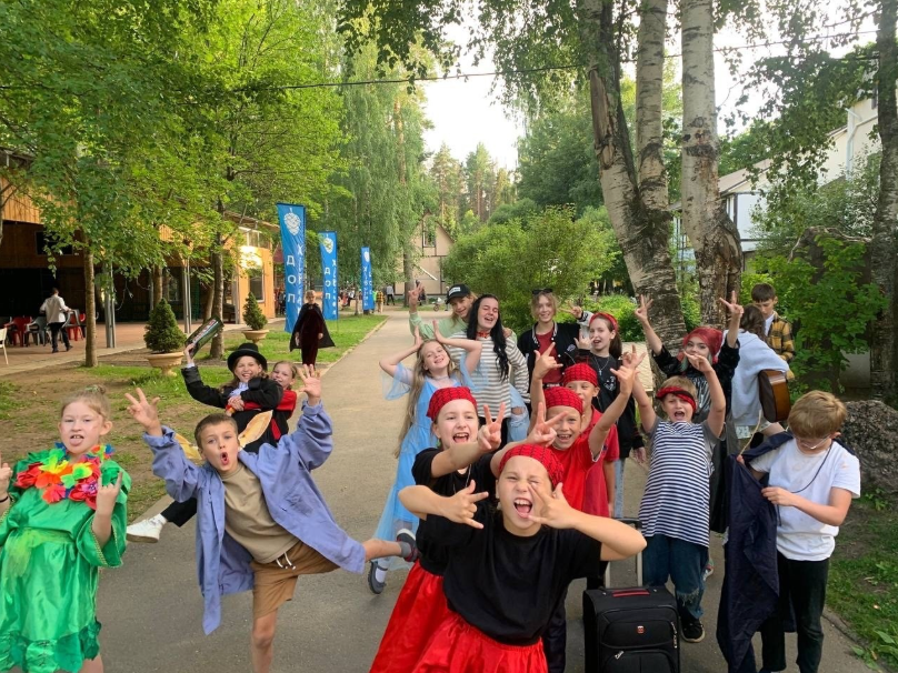 «Подростково-детский творческий центр и лагерь Киноки. ДОЛ Хвойный», Ленинградская обл., Зеленогорск – 2.