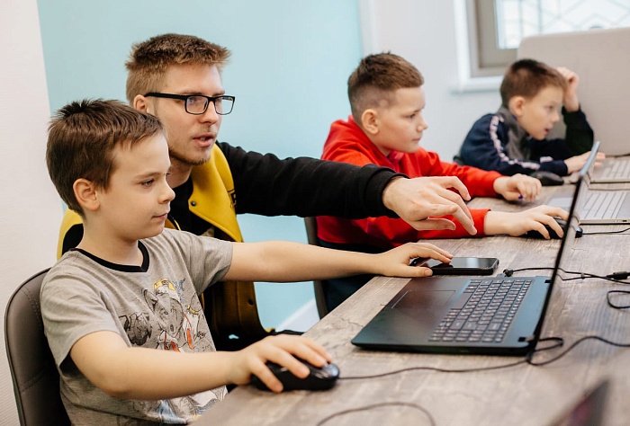 «Городские IT-каникулы KIBERone Отрадное», Москва, м. Отрадное – 3.